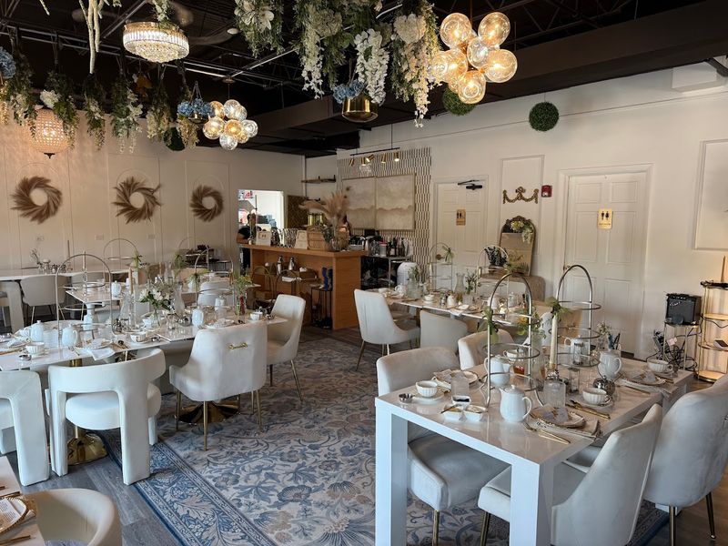 Oak + Rose Tea Room – Geneva