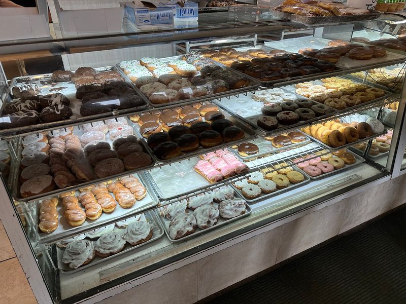 Calumet Bakery, Lansing, IL Calumet Bakery, Lansing, IL