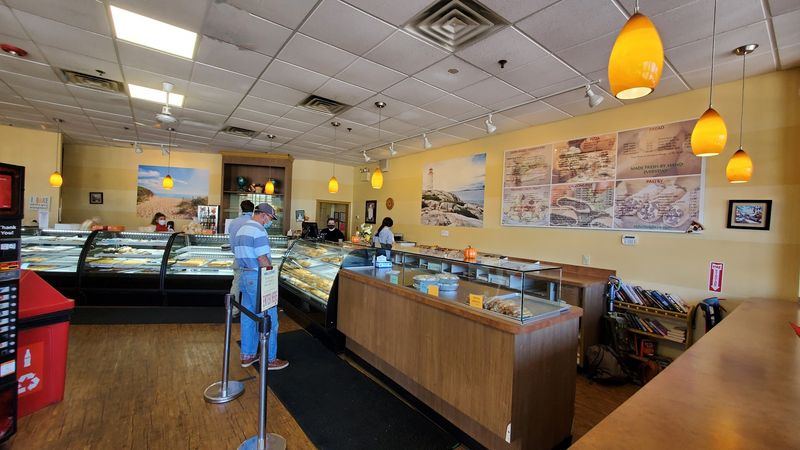 Calvitto's Pizza & Bakery - Narragansett