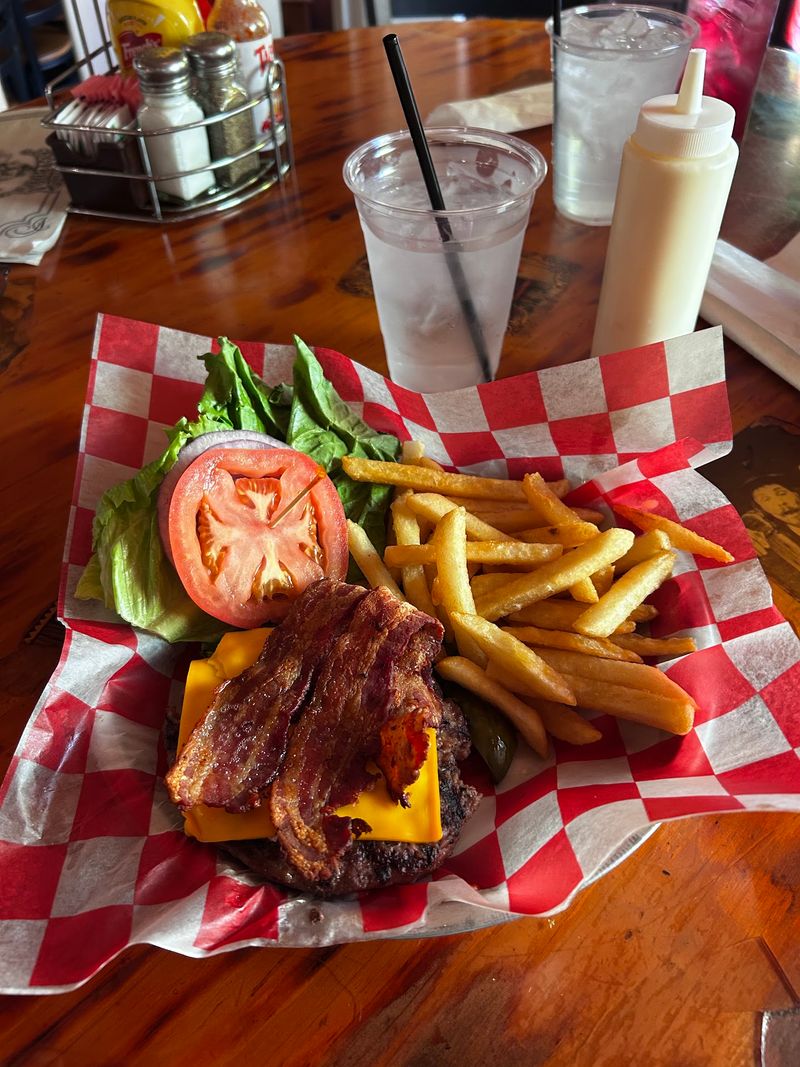 Calzones, Onion Rings, And Fried Zucchini Earn Their Own Fan Club