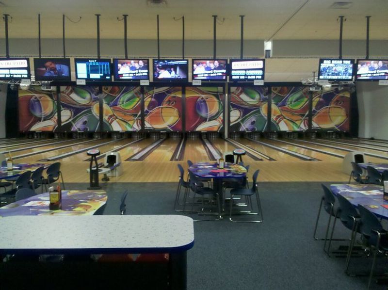Cameo Pizza At Plaza Lanes Cameo Pizza At Plaza Lanes
