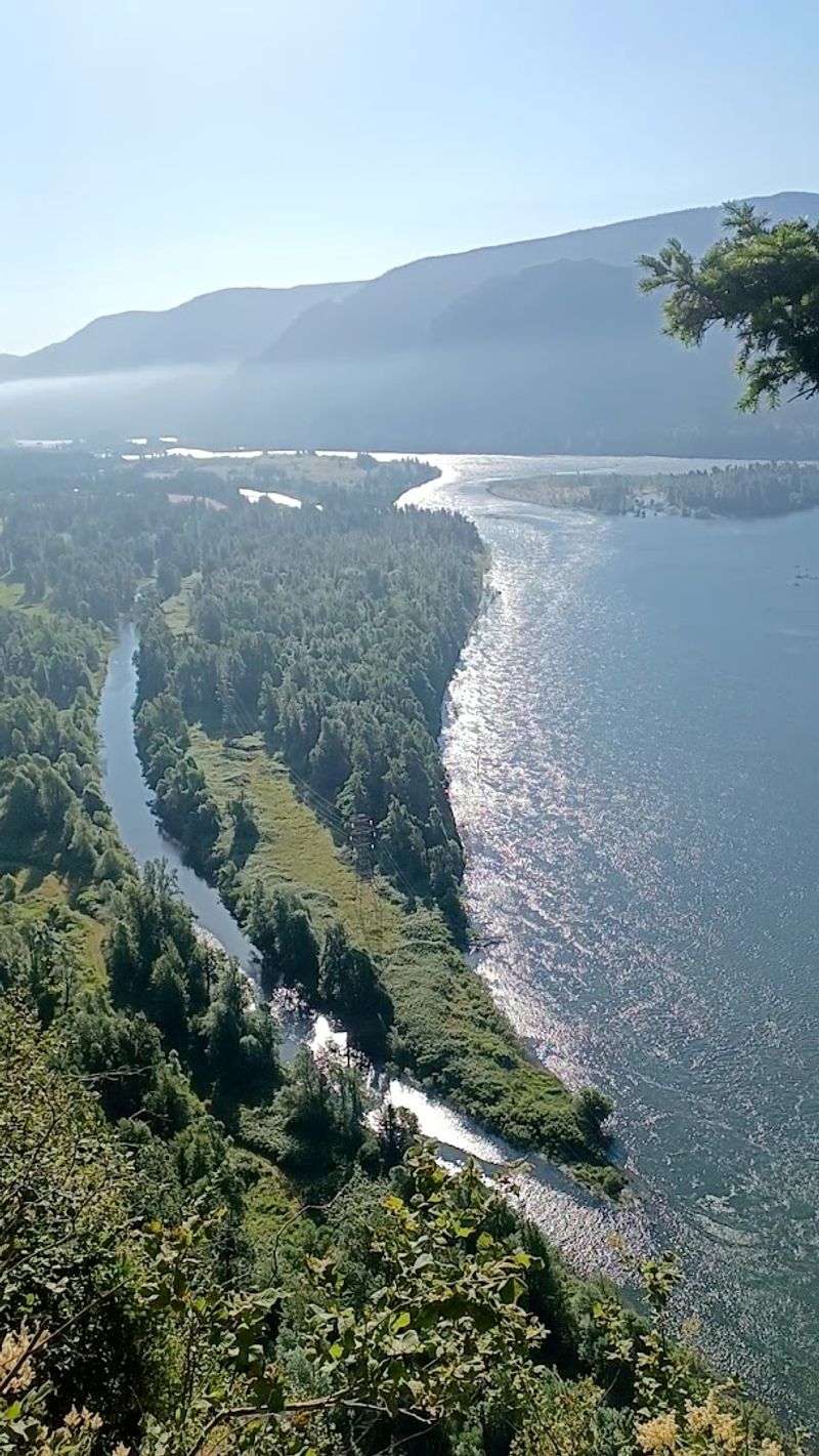 Columbia River Water Adventures