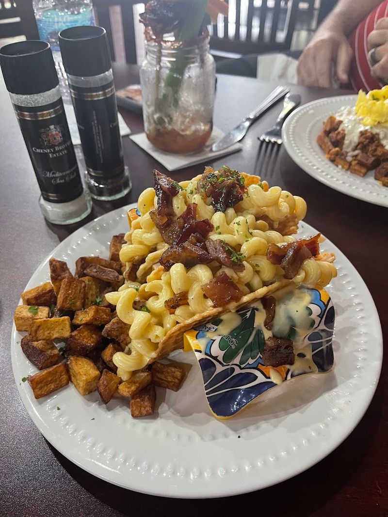 Mac And Cheese That Earns Its Own Fan Club