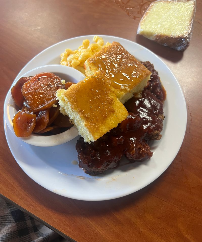 Cornbread That Crumbles Just Right