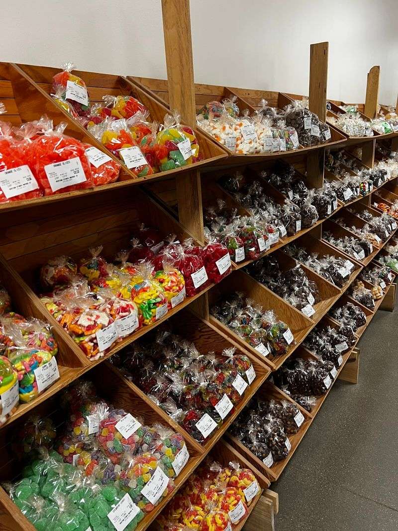 Candy Turns Cookies Into Decorations
