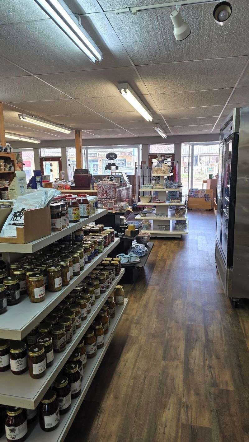 Canning Supplies Keep Country Traditions Alive