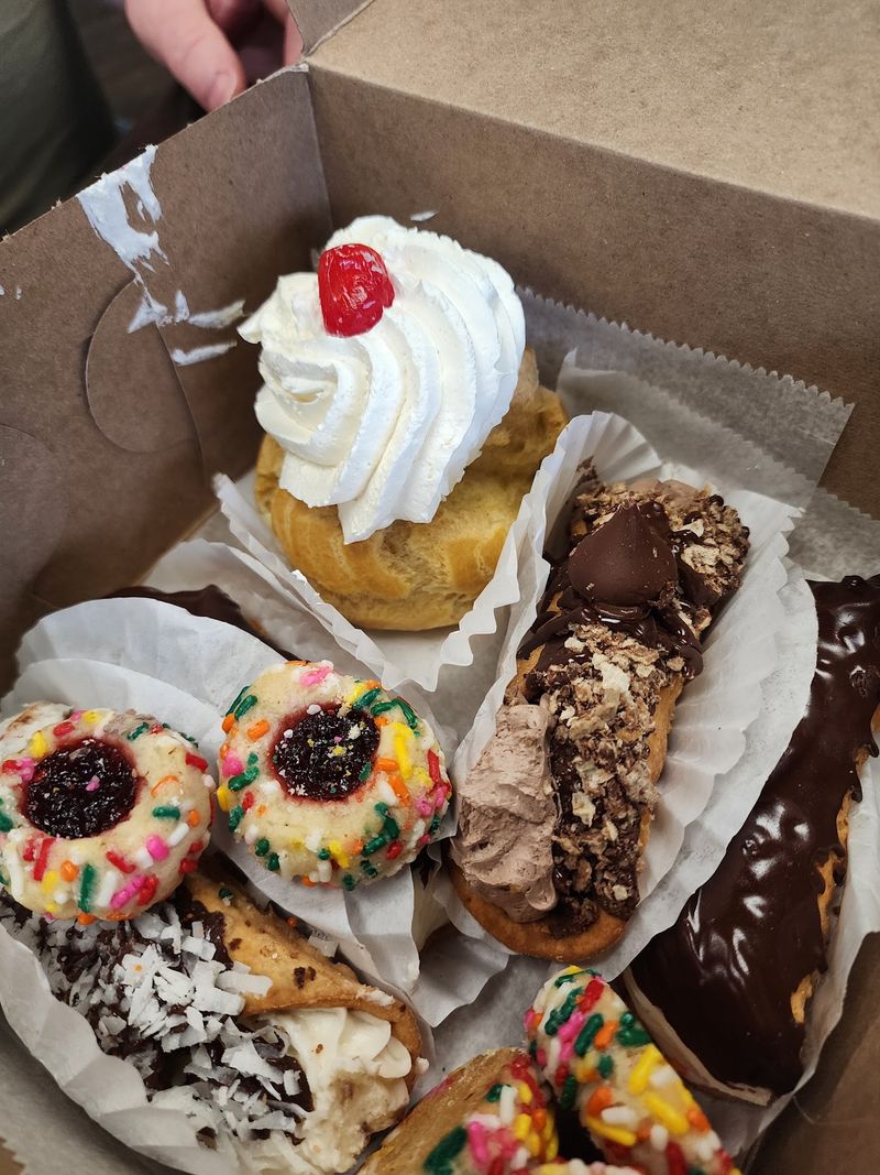 Cannoli Made Like It's Still The Good Old Days Cannoli Made Like It's Still The Good Old Days