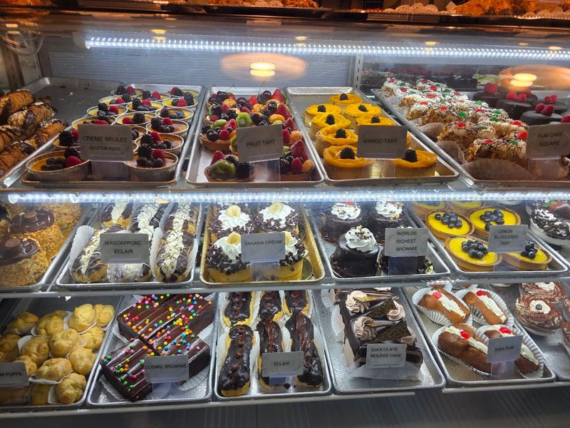 A Lineup Of Italian Pastries That Goes Way Beyond Cannoli