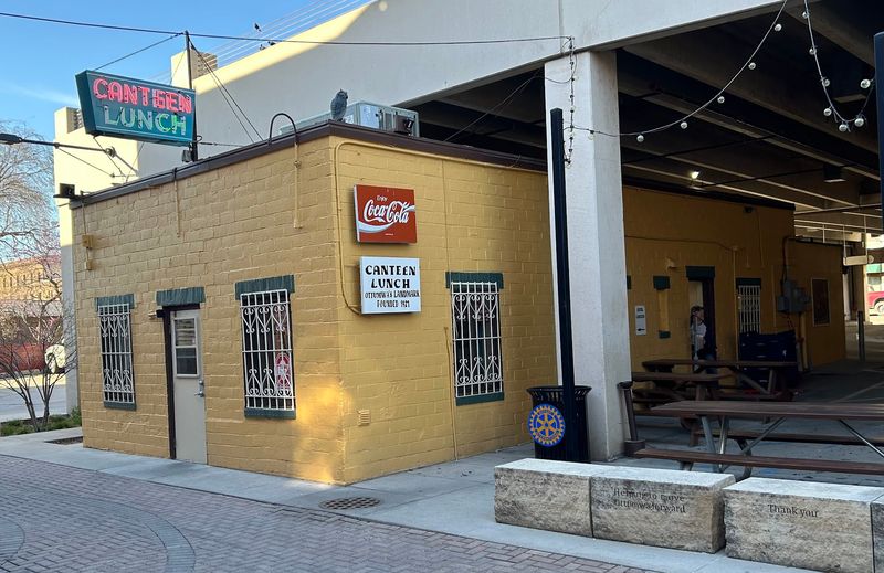 Canteen Lunch In The Alley, Ottumwa's Legendary Food Stop Canteen Lunch In The Alley, Ottumwa's Legendary Food Stop
