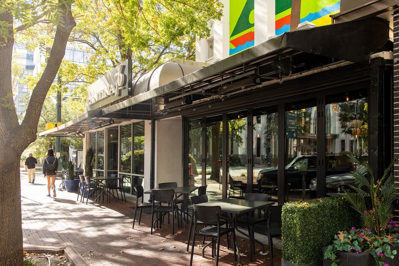 Cantina 76, Columbia