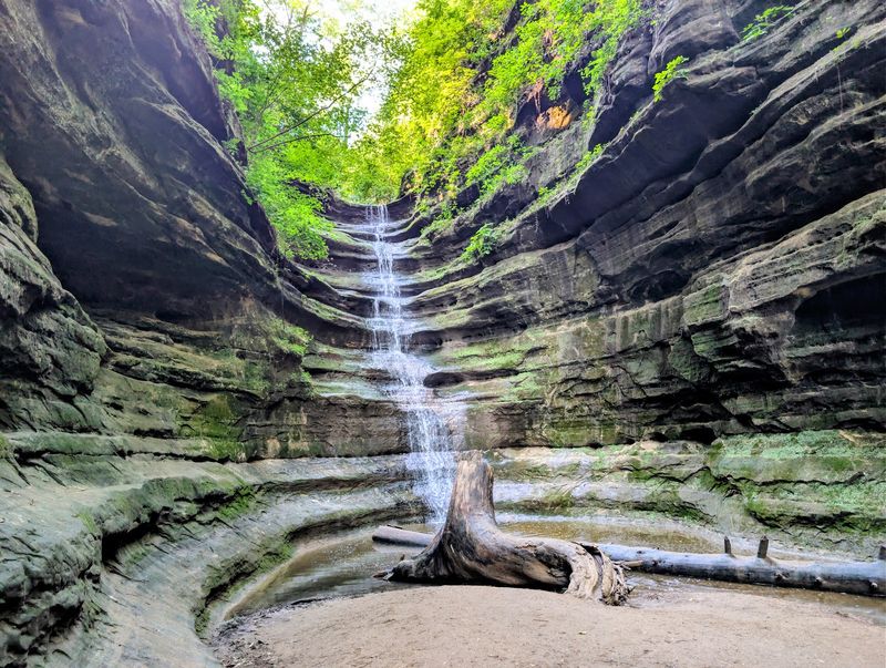 Canyon Country Along The Illinois River