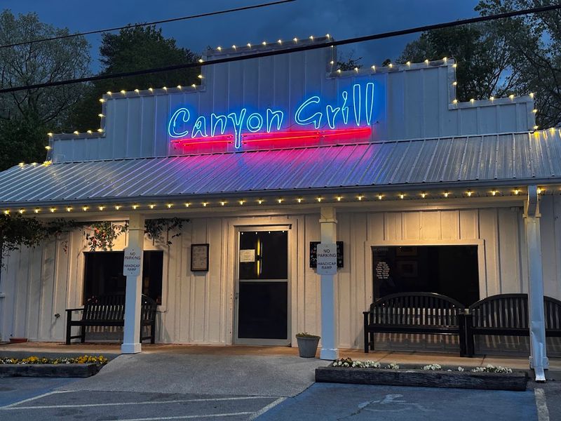 Canyon Grill, Bellvue