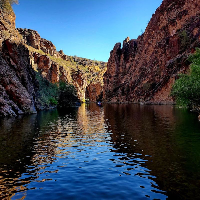 Canyon Lake Marina And Campground, Apache Junction