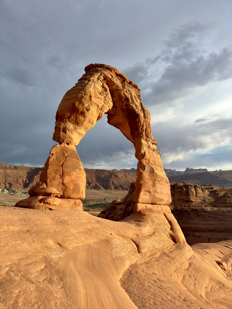 Delicate Arch Trail: Arches National Park, near Moab, Utah
