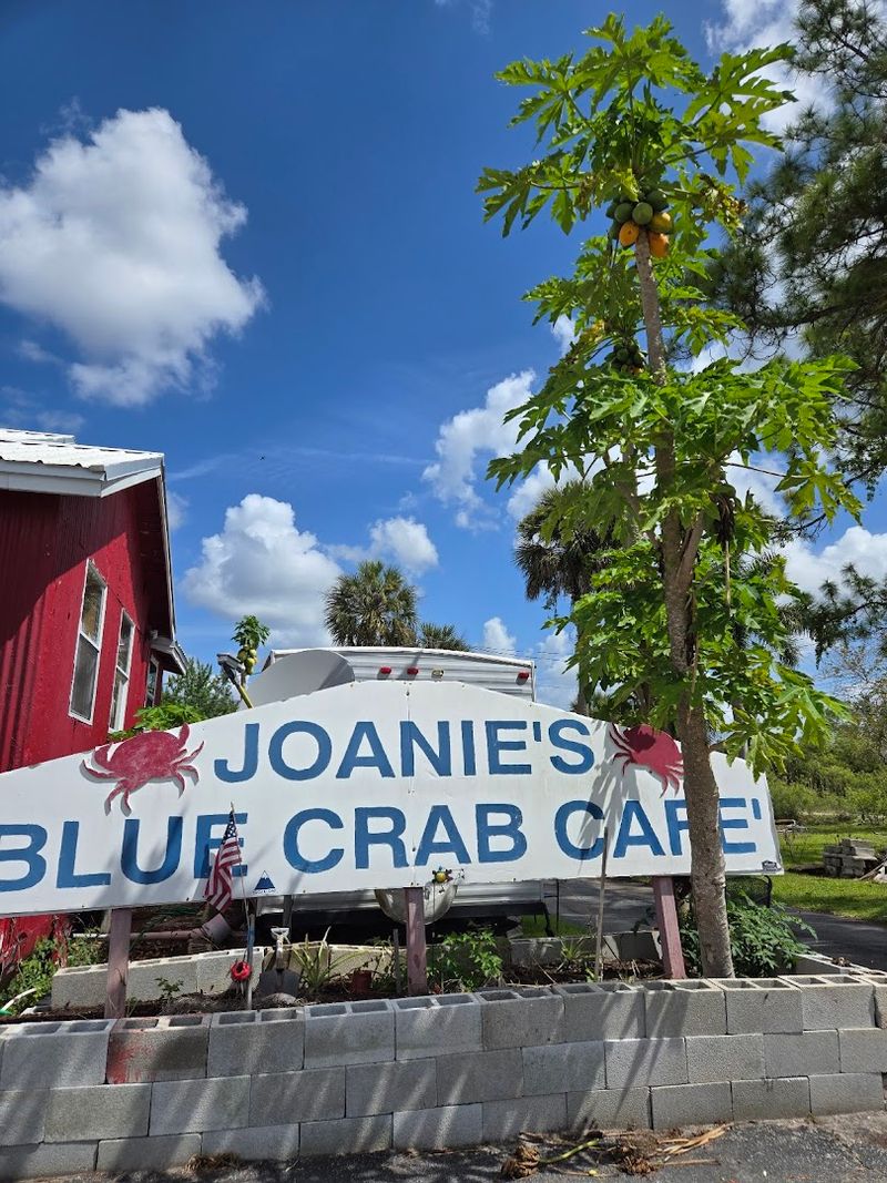 Joanie's Blue Crab Cafe, Ochopee