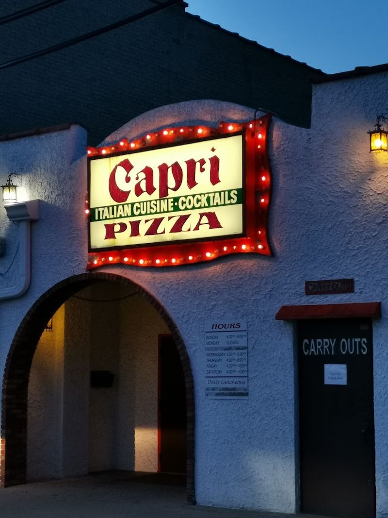 Capri Restaurant & Pizza, Loves Park