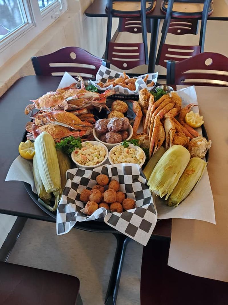 Gus's Crab Shack – Port Penn, DE