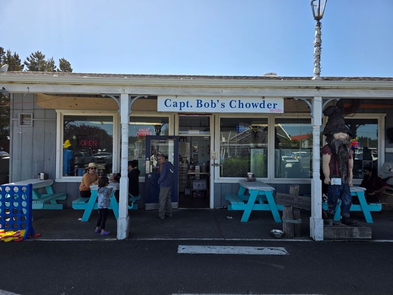 Captain Bob's Chowder Sisters, Long Beach, WA Captain Bob's Chowder Sisters, Long Beach, WA