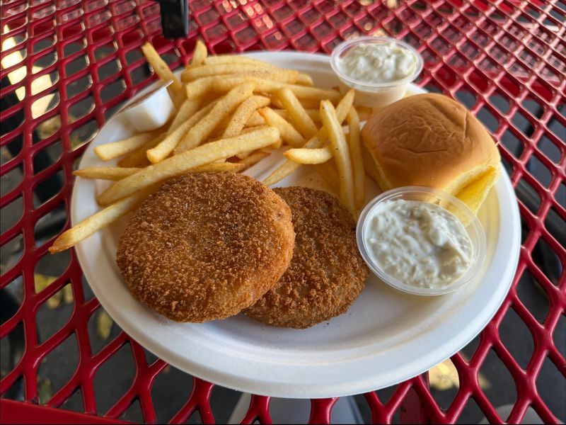 Fries, Rings, And Dips Worth The Wait