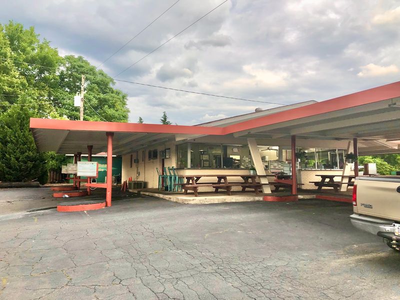 Car Window Dining And Sunny Picnic Tables