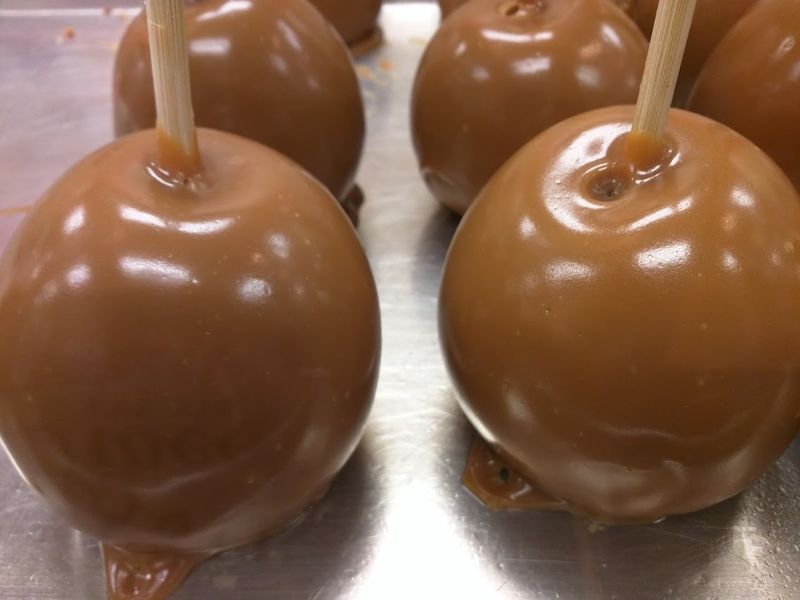 Caramel Apples That Deserve Their Own Fan Club