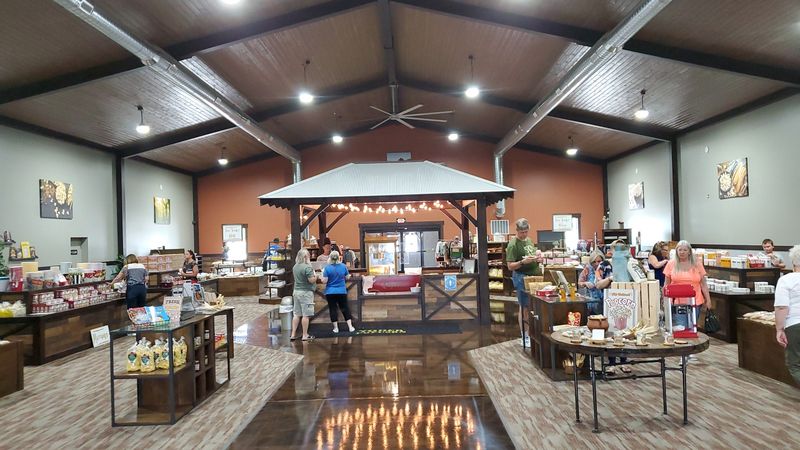 Shipshewana's Small-Town Charm 