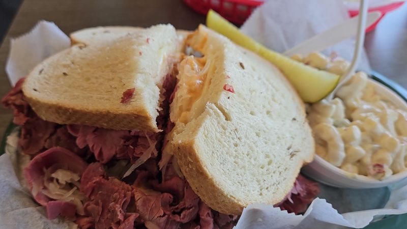 Carl's Deli