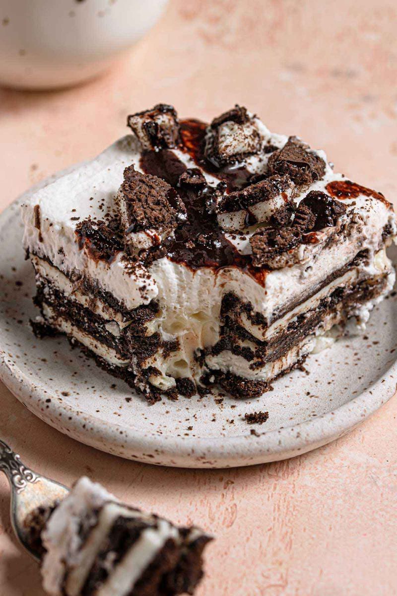 Oreo Icebox Cake: No-Bake Brilliance