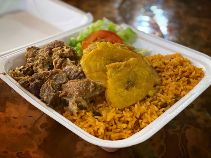 Carryout Keeps The Focus On Food