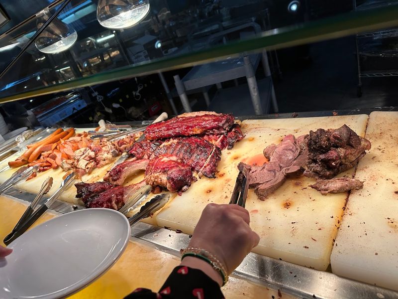 Carving Stations With Prime Rib And Roast Beef