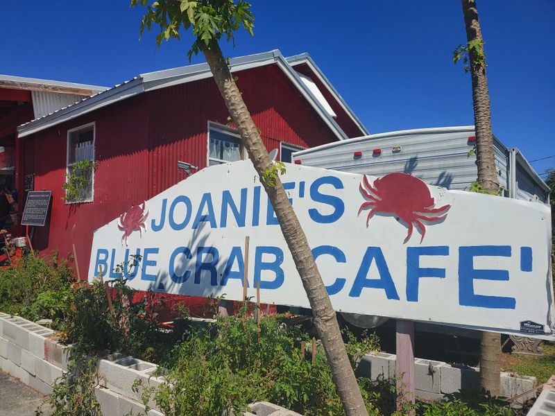 Joanie's Blue Crab Café – Ochopee / Everglades area