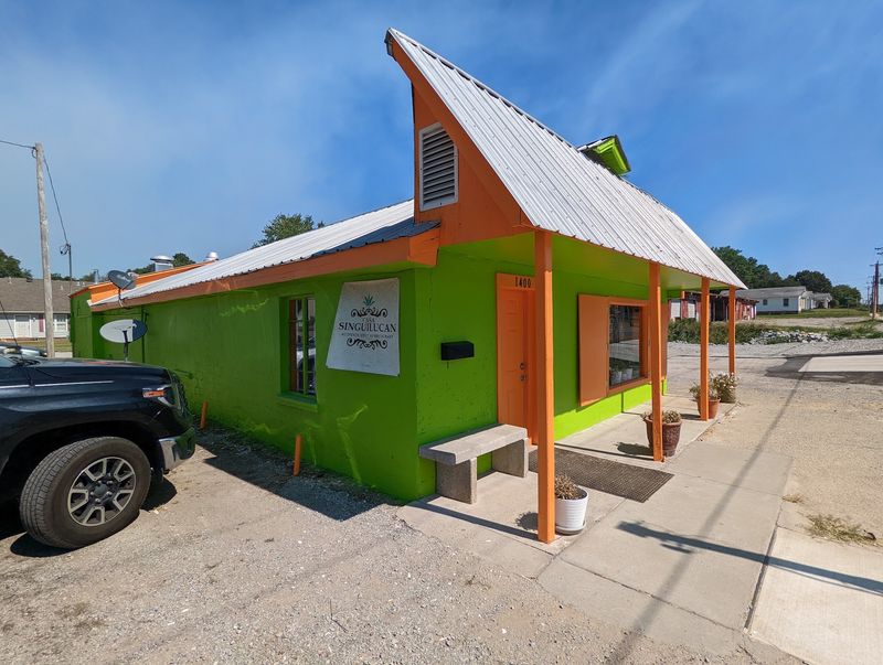 Casa Singuilucan, Jonesboro