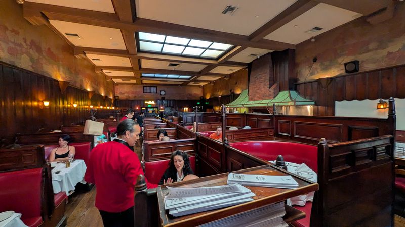 Musso & Frank Grill – Hollywood, CA