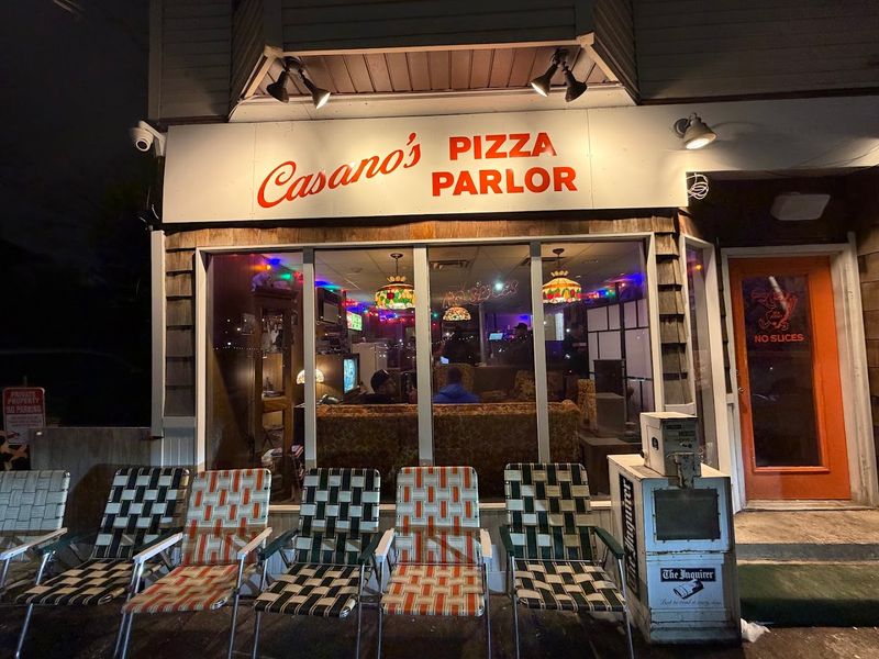 Casano's Pizza Parlor