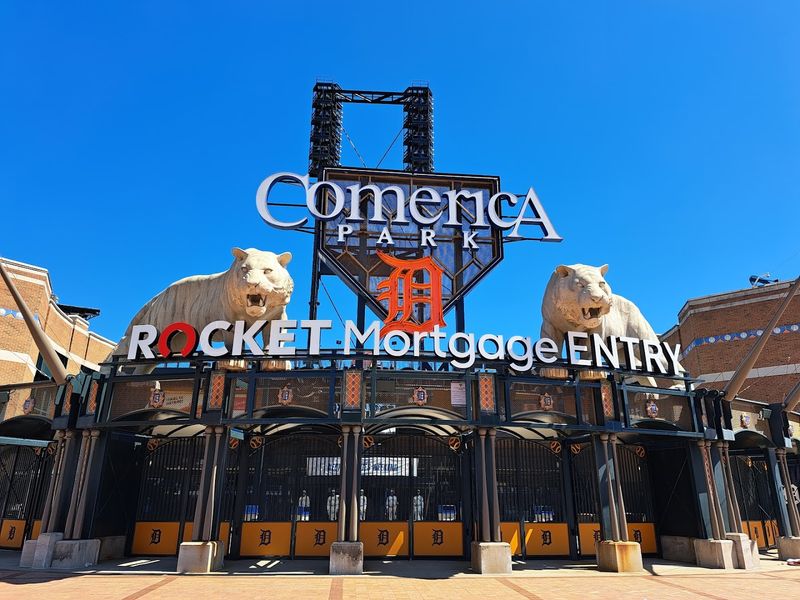 Catch A Detroit Tigers Home Game At Comerica Park