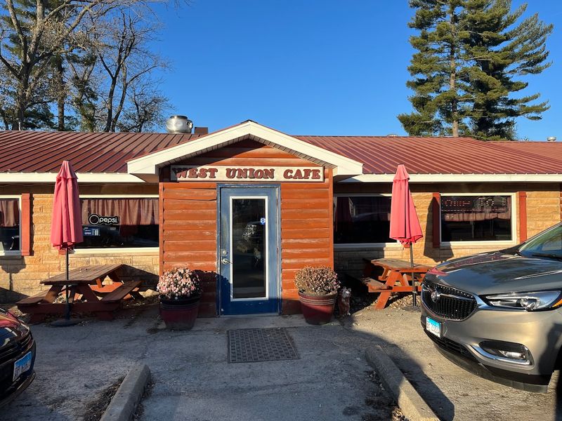 Hours, Best Times To Visit, And Tips For First-Timers