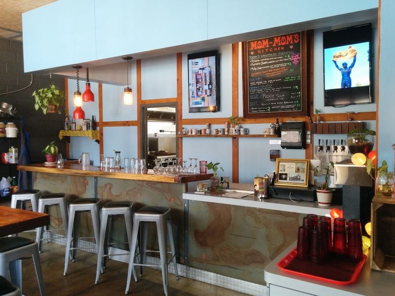 Hours, Vibe, and What to Expect on Your First Visit