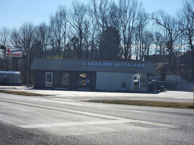 Four Seasons Restaurant — Hardin