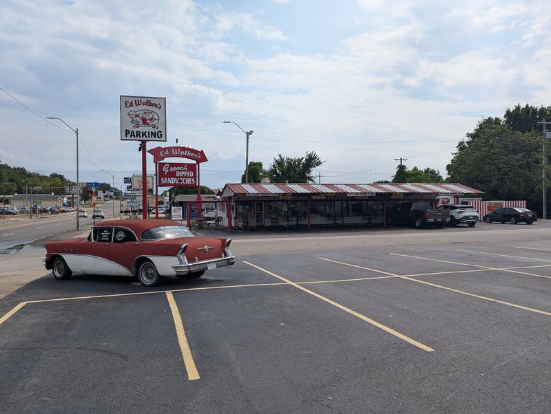Ed Walker's Drive-In — Fort Smith, AR