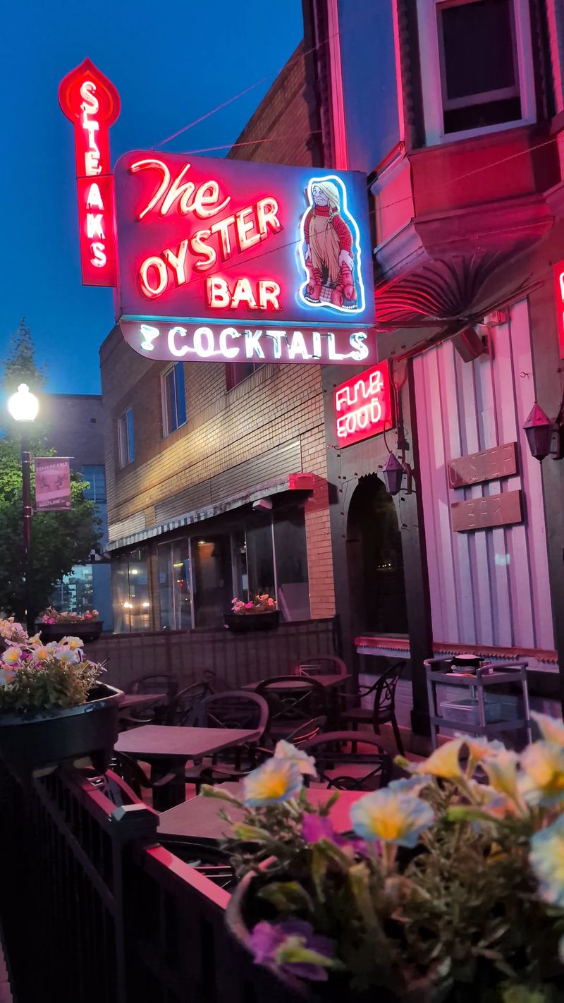 The Oyster Bar, Fort Wayne