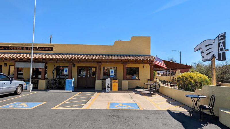 Cave Creek Road Is Basically One Long Dinner Invitation