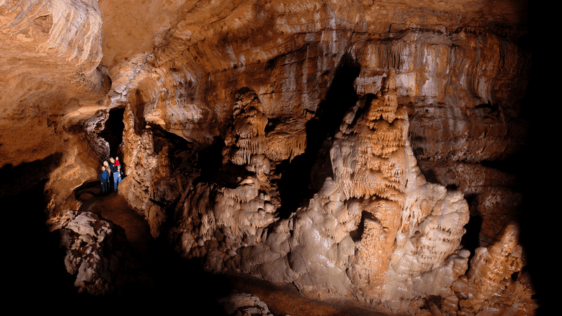Cave Of The Mounds, Blue Mounds