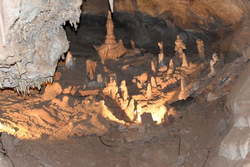 Cave of the Winds Mountain Park