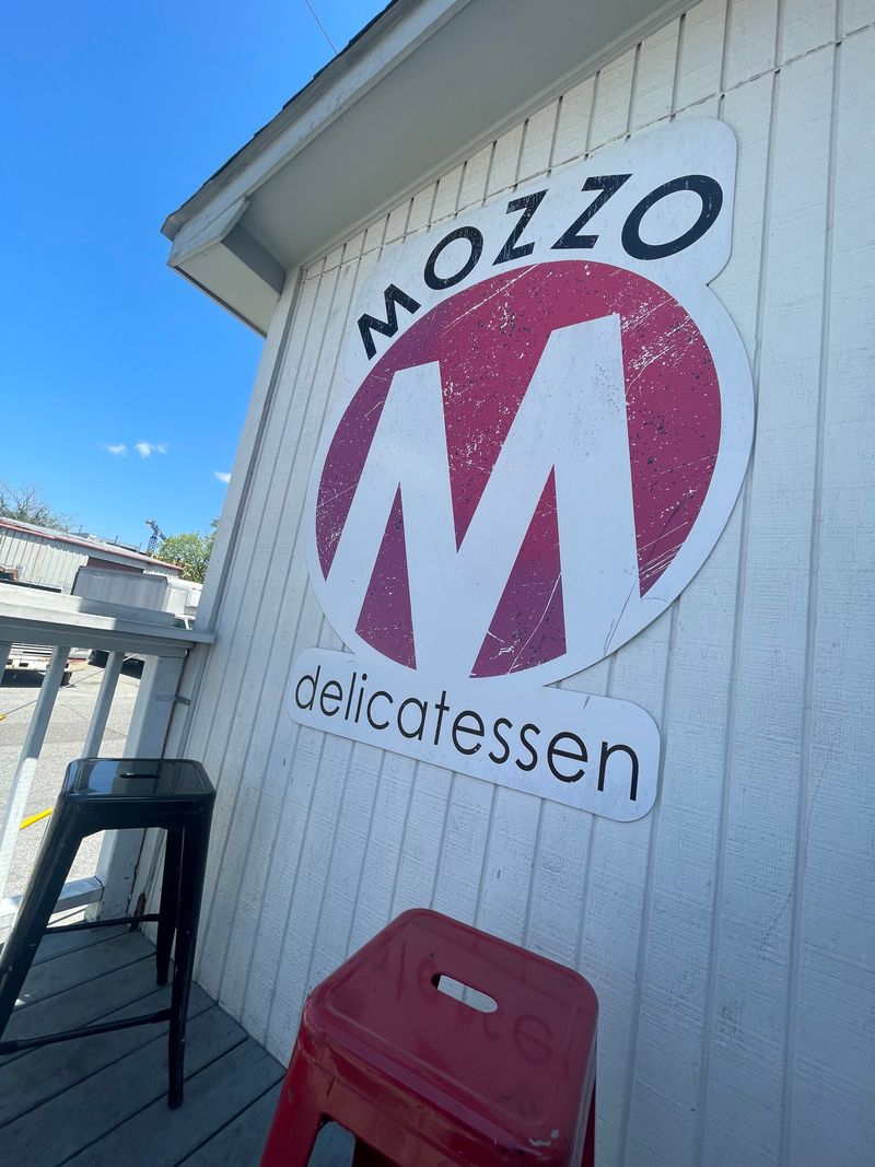 Mozzo Deli (Downtown)
