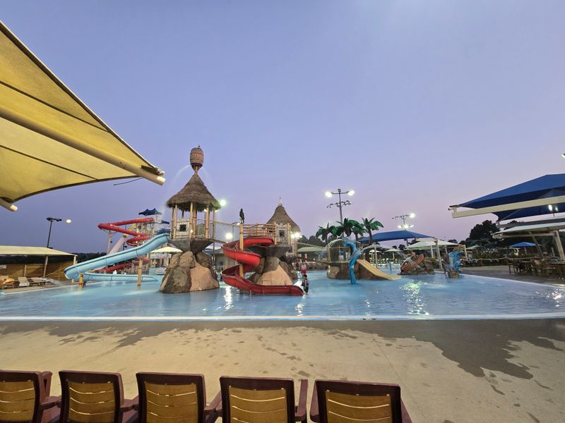 Tasty Treats With Dining Options