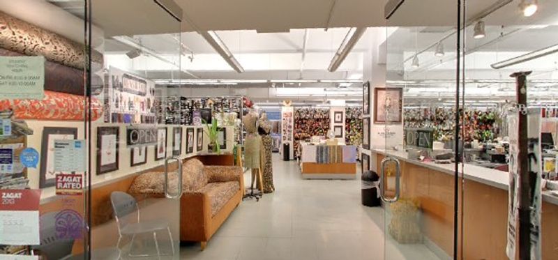 Celebrity Clients And Seventh Avenue Fashion Houses Celebrity Clients And Seventh Avenue Fashion Houses