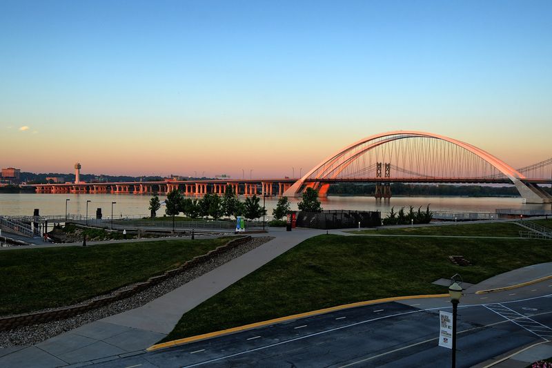 I-74 Bridge + Pedestrian Path, Moline