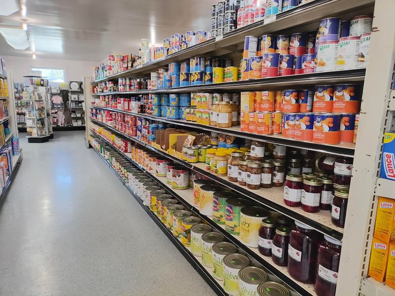 Esh's Grocery & Deli, PA