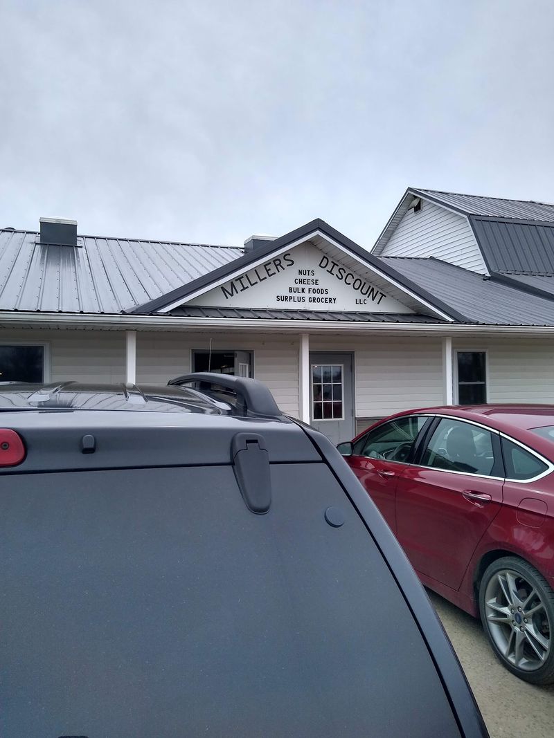 Centreville Amish Community - Miller’s Discount Store