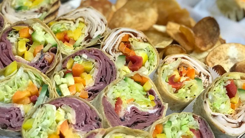 Ellie's Deli – Naperville